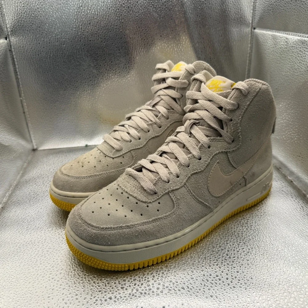 Size 7Y Nike Air Force 1 High Desert Sand Varsity Maize Kids Sneakers 653998-011